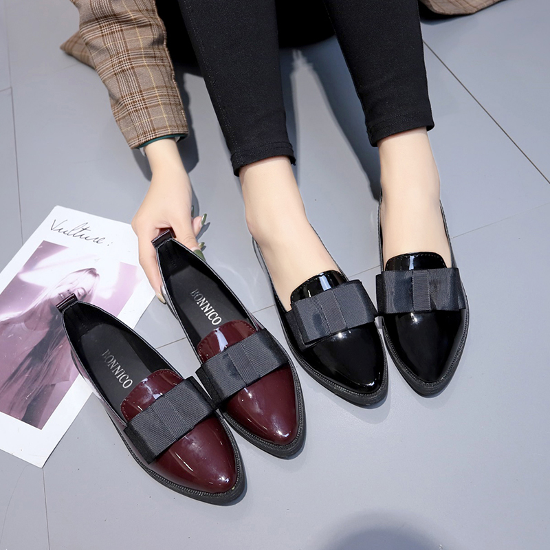 Summer Clothing Sale - Mocassins à bout pointu en cuir